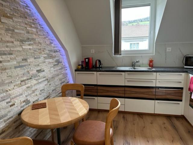 Studio Cosy Au Centre De Couvet Zewnętrze zdjęcie