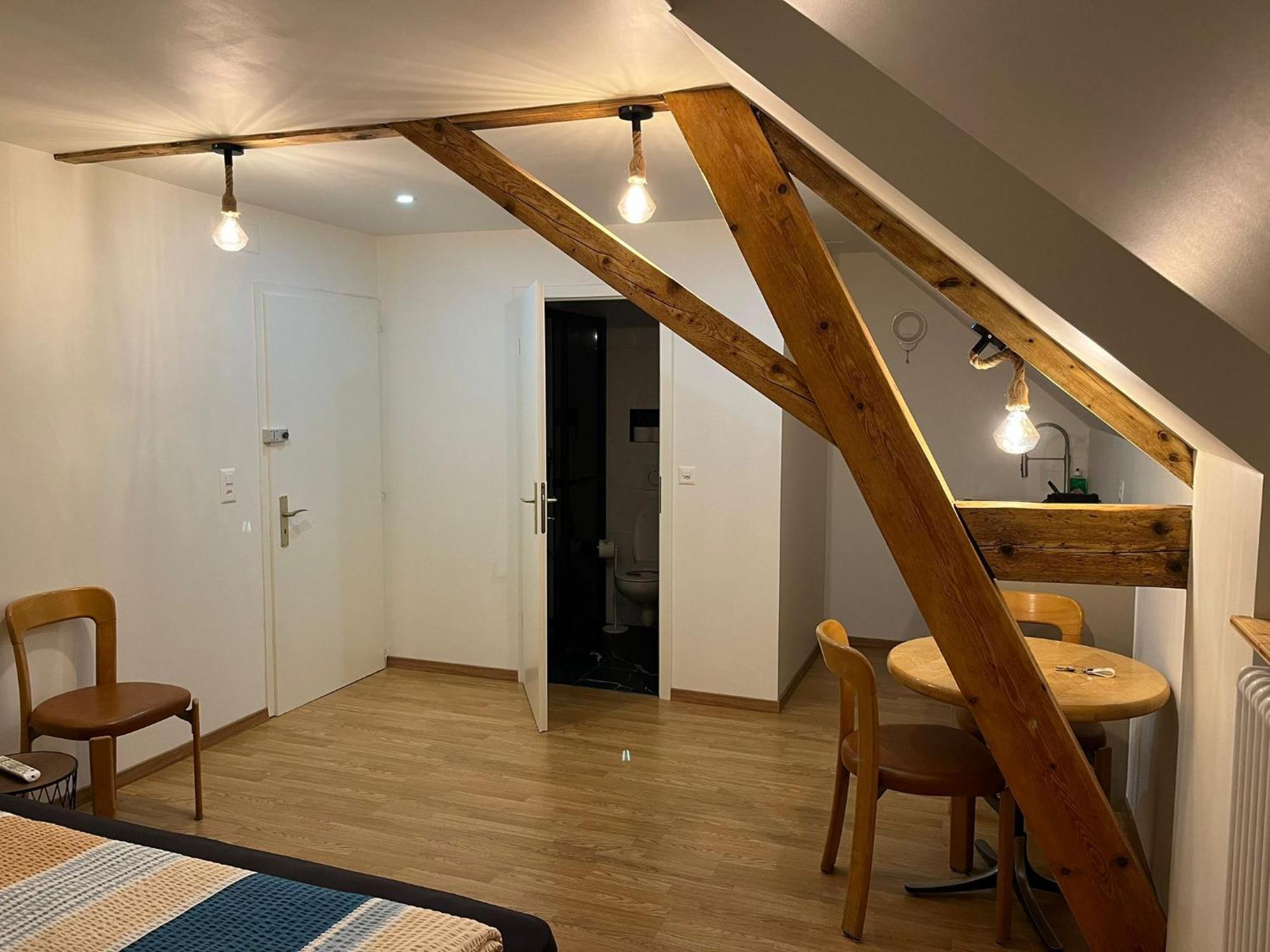 Studio Cosy Au Centre De Couvet Zewnętrze zdjęcie